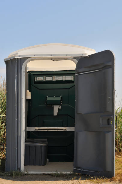 Best Emergency porta potty rental  in Clinton, NC