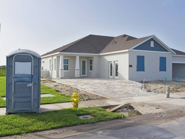Best Portable toilet rental cost  in Clinton, NC
